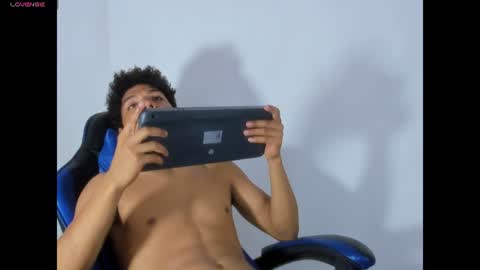 Snapshot of maximiliano_kh4lil chatting on 18, 7, 2026 Maximiliano online show from 18, 7, 2026