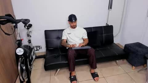 Maximo online show from 25, 11, 2025