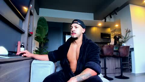 maximo_and_marcelo online show from 4, 4, 2026