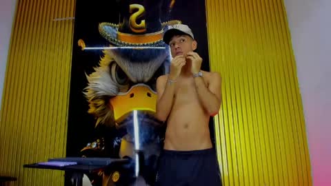 maximo_grayt_ online show from 14, 5, 2026