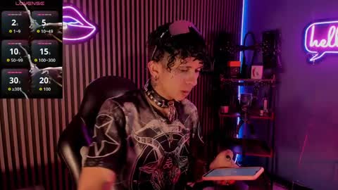 MAXIMO online show from 5, 4, 2026