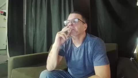 Snapshot of maximus_oreally chatting on 25, 2, 2025 Max online show from 25, 2, 2025