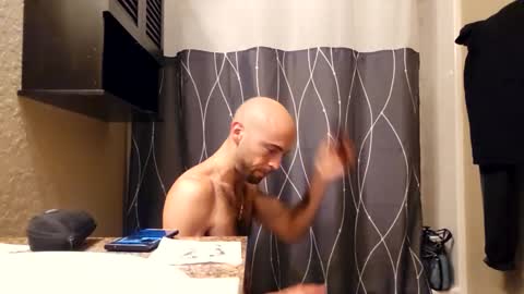 maximusdemitrious online show from 18, 1, 2026