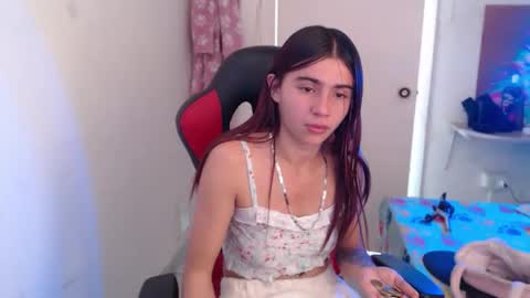 maxinesex_ online show from 13, 11, 2025
