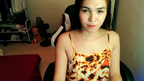 Snapshot of maxpaynx_ chatting on 11, 6, 2026 Sol online show from 11, 6, 2026