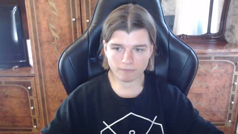 Snapshot of maxplay18 chatting on 4, 12, 2024 Max online show from 4, 12, 2024