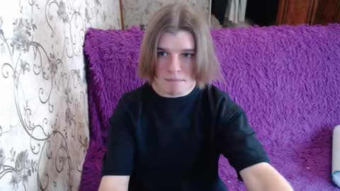 Snapshot of maxplay18 chatting on 27, 9, 2025 Max online show from 27, 9, 2025