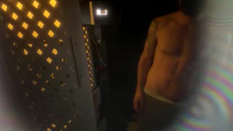 maxpowell222 online show from 16, 4, 2026