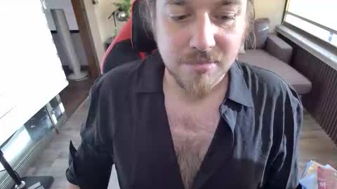 Snapshot of maxredz chatting on 25, 2, 2026 Max online show from 25, 2, 2026