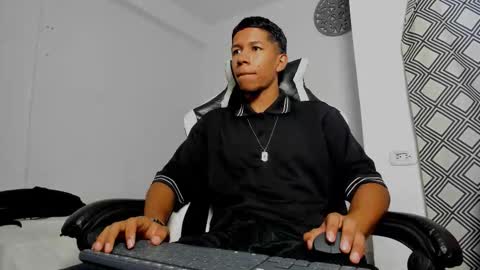 maxvibe420 online show from 15, 10, 2025