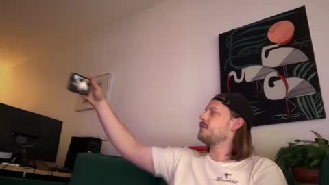 Snapshot of maxwatts95 chatting on 28, 6, 2026 Max Watts online show from 28, 6, 2026