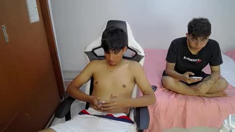 MAX  DAN online show from 4, 3, 2026