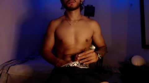 Snapshot of maxximus_10 chatting on 25, 1, 2025 maxximus_10 online show from 25, 1, 2025