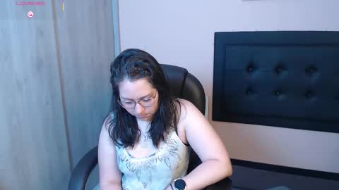 May online show from 23, 12, 2025