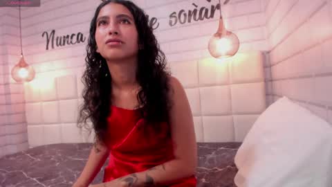 Snapshot of maya_jonnes chatting on 23, 5, 2026 MAY online show from 23, 5, 2026