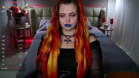 Maya Mils online show from 30, 1, 2025