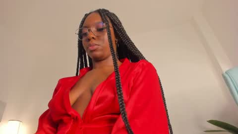 Snapshot of mayacardenas chatting on 15, 2, 2025 Maya online show from 15, 2, 2025