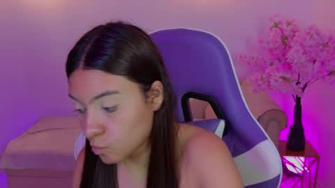 Maya Vexx online show from 3, 6, 2026