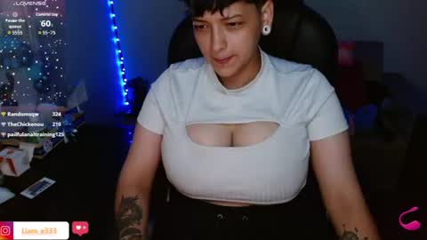 Snapshot of maylyy_kan chatting on 19, 7, 2026 Mayle kan online show from 19, 7, 2026
