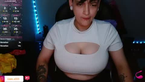 Snapshot of maylyy_kan chatting on 30, 7, 2026 Mayle kan online show from 30, 7, 2026