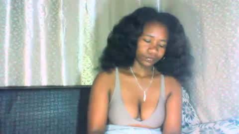 mayrah online show from 2, 12, 2025