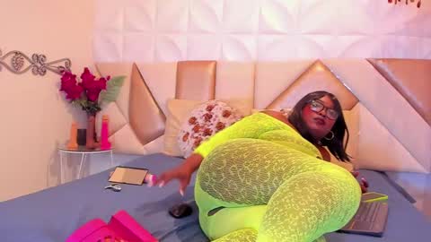 May online show from 10, 9, 2025