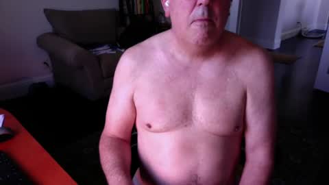 mdog9669 online show from 19, 7, 2026