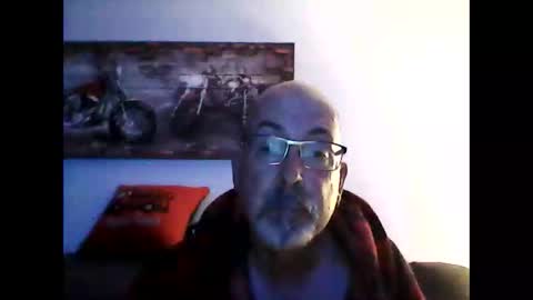 me at home online show from 8, 6, 2026