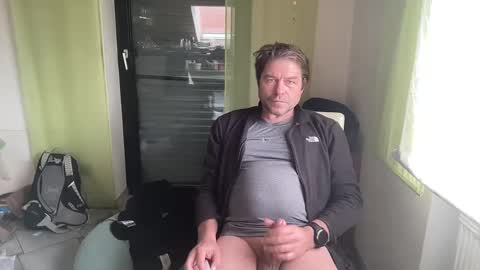 Snapshot of medeinoe chatting on 29, 1, 2025 medeinoe online show from 29, 1, 2025