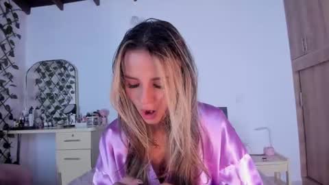 medussa13 online show from 27, 7, 2026