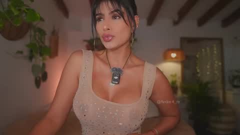 Andrea  online show from 18, 11, 2025