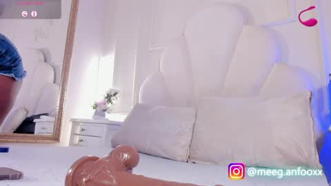 meeganfoox online show from 2, 4, 2026