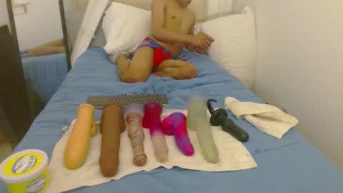 Snapshot of meekthetwink181 chatting on 18, 10, 2025 MeekTheTwink18 online show from 18, 10, 2025