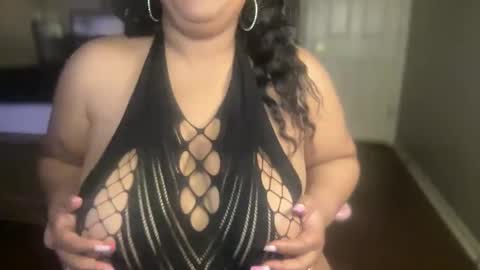 Snapshot of meetsouthernpeach chatting on 22, 2, 2025 Southern Peach online show from 22, 2, 2025