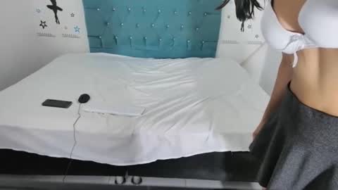 megaan_sexxx online show from 27, 5, 2026