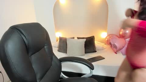 Snapshot of megan__monroe chatting on 20, 9, 2025 megan__monroe online show from 20, 9, 2025