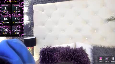     online show from 22, 12, 2024