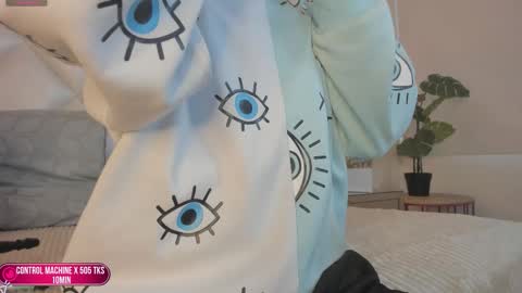 Megan online show from 3, 10, 2025