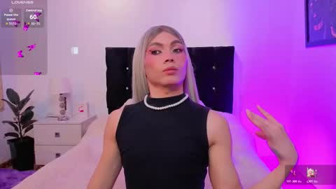 megan do santos online show from 3, 2, 2026