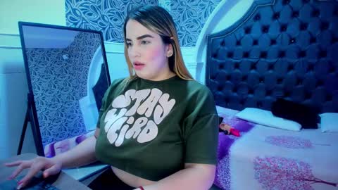 Snapshot of megan_jall chatting on 25, 11, 2025 megan_jall online show from 25, 11, 2025