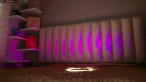     online show from 5, 2, 2026