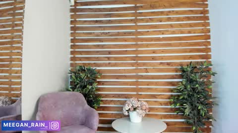 megan_raiin online show from 24, 3, 2026