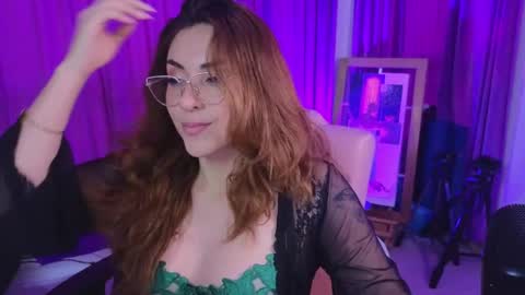                 Laura                 online show from 24, 5, 2026