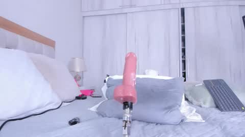 Snapshot of megan_rous2 chatting on 21, 3, 2026 megan online show from 21, 3, 2026