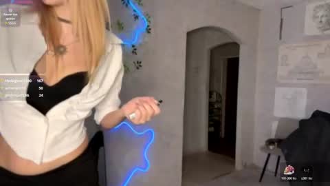 Snapshot of megan_s1x chatting on 12, 6, 2026 Megan online show from 12, 6, 2026