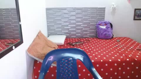 Snapshot of megan_scottt2 chatting on 4, 4, 2026 megan online show from 4, 4, 2026