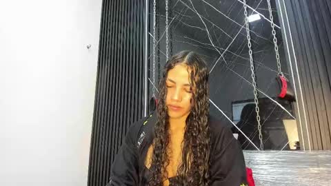 Megan Siner online show from 18, 4, 2026