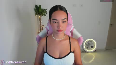 megan sweet online show from 25, 6, 2026