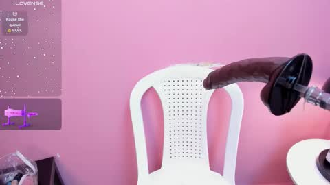 Megan  online show from 6, 11, 2025