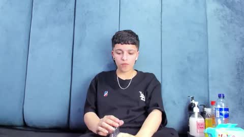 megan_thompsonn_ online show from 12, 3, 2026